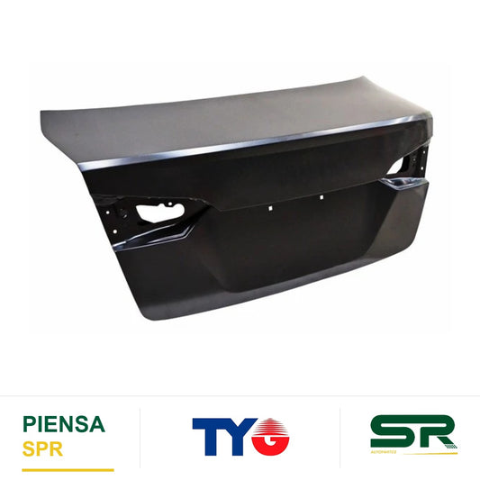 TAPA CAJUELA NISSAN VERSA 2020-2025 C / HOYO P / CAMARA 722W TYG