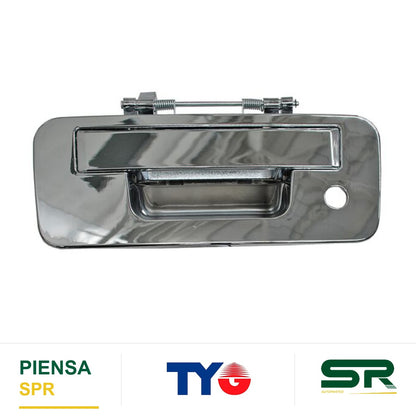 MANIJA TAPA CAJA CON HOYO PARA CÁMARA CROMADA PLÁSTICO NISSAN TITAN 2013-2015 COMPLETA TYG