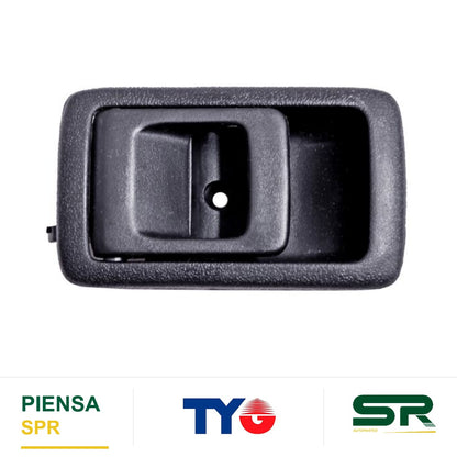 MANIJA INTERIOR DERECHA NEGRA PLÁSTICO TOYOTA PICKUP 1998-2004 / 4RU 1996-2002 / TACOMA 2001-2004 TYG