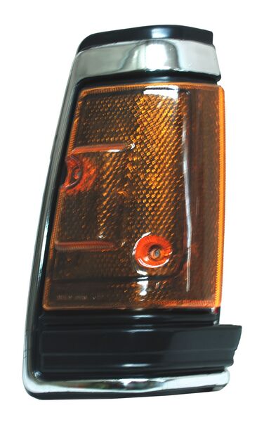 CUARTO PUNTA NISSAN PICKUP 720 1992-1993 FILO CROM ECOCN DERECHO TYG
