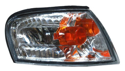 CUARTO NISSAN PUNTA SENTRA 00 CRISTAL DERECHO TYG