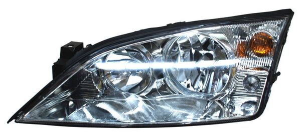FARO IZQUIERDO MONDEO 2001-2007 TYC