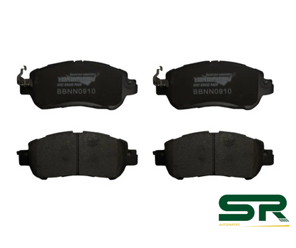 BALATAS DELANTERAS SEMIMETÁLICAS (KICKS 17-24 4BIRLOS) VERSA 1.6L 2020-2025 YOKOMITSU