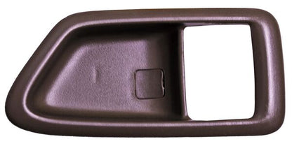 MANIJA INTERIOR DELANTERA DERECHA PLÁSTICO TOYOTA CAMRY 1997-2001 CAFE / TRAS BISEL TYG