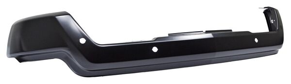 DEFENSA DELANTERA CON HOYO PARA SENSOR NEGRA CHEVROLET PICKUP 2023-2024 TYG