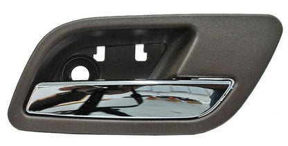 MANIJA INTERIOR TRASERA DERECHA CROMADA PLÁSTICO CHEVROLET PICKUP LTZ / SLT / SUB / AVALAN / TAHOE / YUKON / DENALI 2007-2014 CAFE TYG