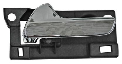 MANIJA INTERIOR DELANTERA DERECHA CROMADA PLÁSTICO DODGE DURANGO 2011-2024 / TRAS TYG