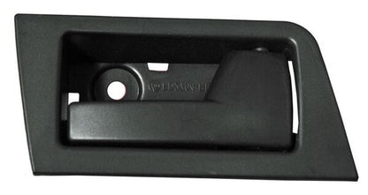 MANIJA INTERIOR TRASERA DERECHA NEGRA PLÁSTICO FORD ESCAPE 2008-2012 / FOCUS 2008-2011 TYG
