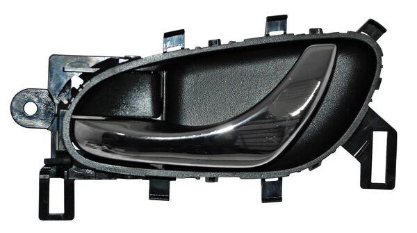 MANIJA INTERIOR DELANTERA IZQUIERDA NEGRA CROMADA NISSAN SENTRA 2013-2019 / XTRAIL14-22 / FRONTIER / NP-300 2016-2024 TYG