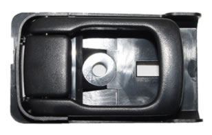 MANIJA INTERIOR DELANTERA IZQUIERDA NEGRA PLÁSTICO NISSAN TSURU III 1992-2017 / TRAS TYG