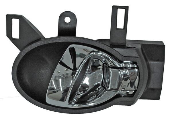 MANIJA INTERIOR DELANTERA IZQUIERDA NEGRA CROMADA PLÁSTICO NISSAN VERSA 2012-2019 / V-DRIVE 2020-2025 / MARCH 2012-2025 / JUKE 2011-2017 / NOTE 2014-2019 /  / TRAS TYG