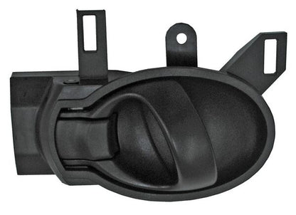MANIJA INTERIOR DELANTERA IZQUIERDA NEGRA PLÁSTICO NISSAN VERSA 2012-2019 / V-DRIVE 2020-2025 / MARCH 2012-2025 / JUKE 2011-2017 / NOTE 2014-2019 / TRAS TYG