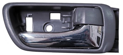 MANIJA INTERIOR DERECHA CROMADA GRIS PLÁSTICO TOYOTA CAMRY 2002-2006 TYG