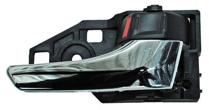 MANIJA INTERIOR DELANTERA DERECHA CROMADA PLÁSTICO TOYOTA SIENNA 2011-2013 / CAMRY XLE 2012-2014 / PRIUS 2011-2013 / RAV4 2013-2015 NEGRO /  / TRAS TYG