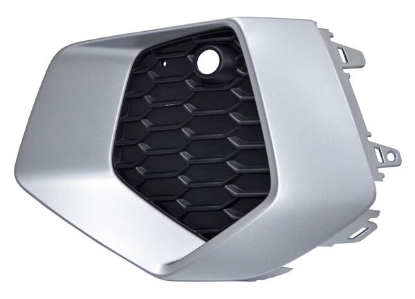 REJILLA IZQUIERDO CON HOYO PARA SENSOR SIN FARO DE NIEBLA PLATA AUDI A3 2022-2025 FILO TYG
