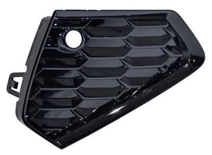 REJILLA TRASERA IZQUIERDO CON HOYO PARA SENSOR AUDI A3 2022-2025 TYG