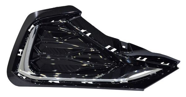 REJILLA DERECHO CROMADA CHEVROLET CAVALIER 2022-2024 C / MOLD TYG