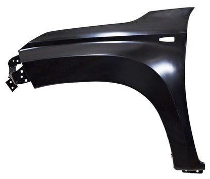 SALPICADERA IZQUIERDA MITSUBISHI PU L200 2020-2024 C / HOYO P / CUARTO 452 TYG